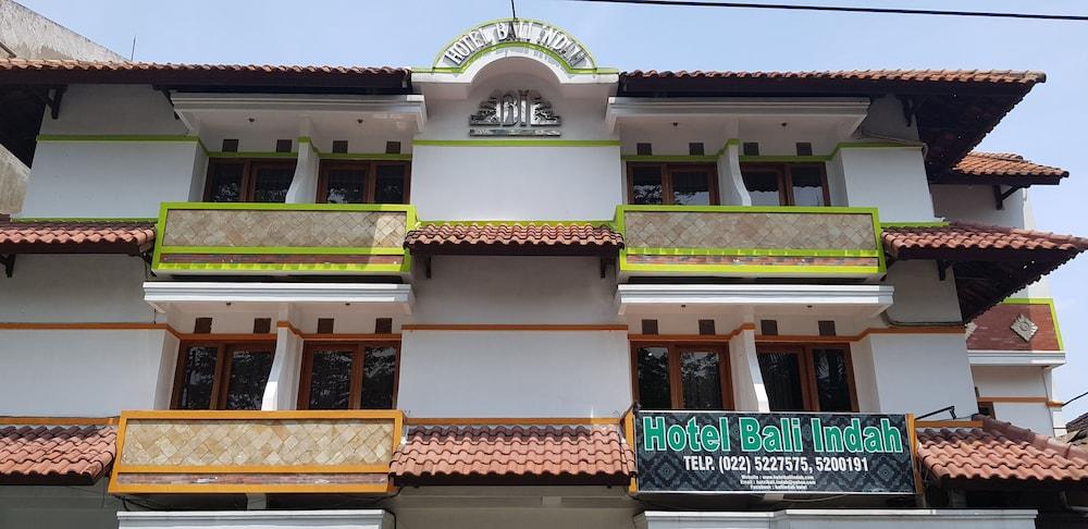 Oyo 1945 Hotel Bali Indah Бандунг Екстер'єр фото