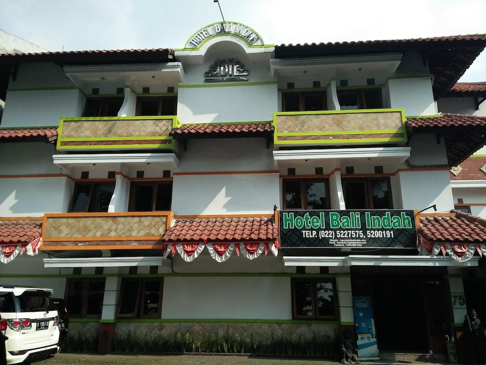 Oyo 1945 Hotel Bali Indah Бандунг Екстер'єр фото